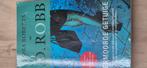 Boek, J.D. Robb, vermoorde getuige, Ophalen of Verzenden, Zo goed als nieuw, Nora Roberts
