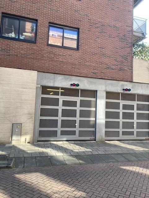 Parkeerplaats Buyskade Amsterdam - €200/maand (min. 6 mnd.), Huizen en Kamers, Garages en Parkeerplaatsen, Amsterdam