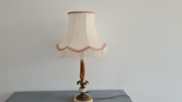 Lamp beschikbaar voor biedingen