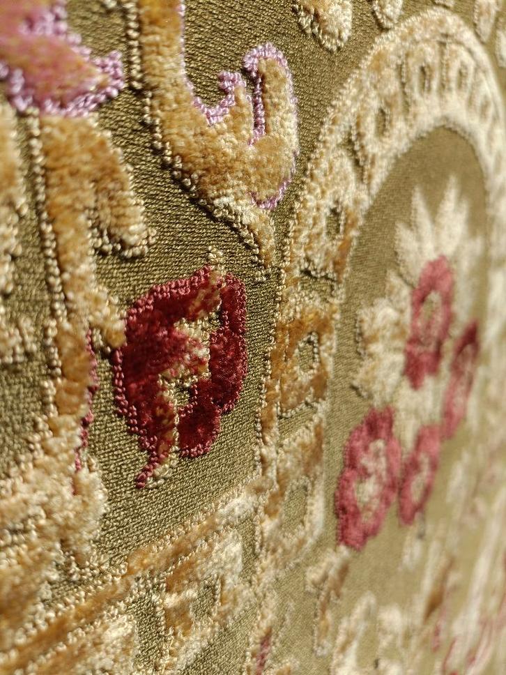 Tafelkleed grootmoeders tijd gobelin reliëf 175x140 (MM5), Huis en Inrichting, Tafelkleden, Gebruikt, Rechthoek, Ophalen of Verzenden