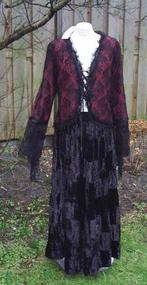 bordeaux-rood met zwarte kant: GOTHIC - Top - blouse, ,mt .S, Kleding | Dames, ., Nieuw, Ophalen of Verzenden, Maat 36 (S)
