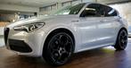 Alfa Romeo Stelvio 2.0 T AWD Veloce Ti, Automaat, 12 maanden, Zwart, 4 cilinders