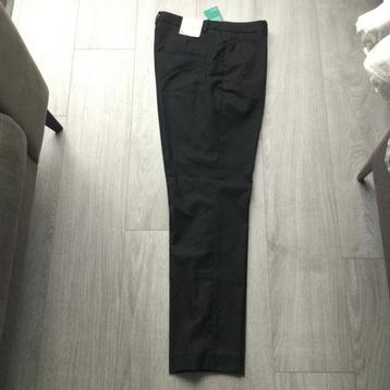 Broek, netjes, H&M slimfit zwart nieuw maat 44. beschikbaar voor biedingen