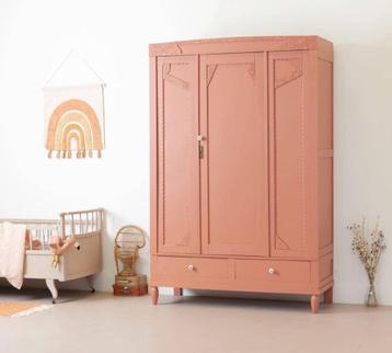 Gratis afhalen…Vintage kast terra kleur 