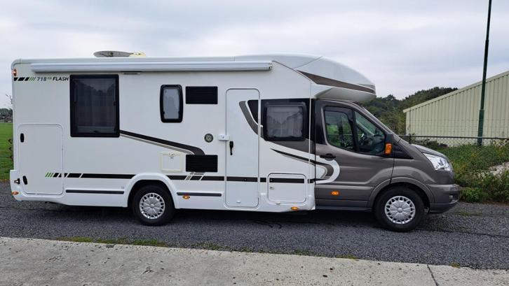 Tk camper chausson 718EB Flash +  Queensbed   perfecte staat, Caravans en Kamperen, Campers, Particulier, tot en met 5, Half-integraal