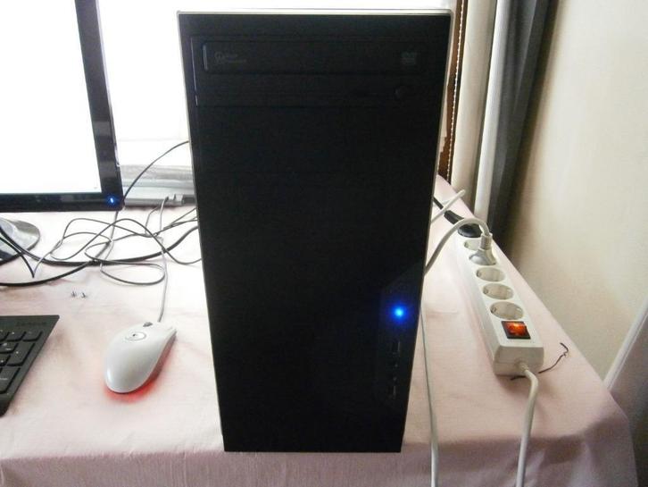 i3 4150 pc, Computers en Software, Desktop Pc's, Gebruikt, 3 tot 4 Ghz, HDD, SSD, 4 GB, Met videokaart, Ophalen of Verzenden