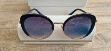 JimmyChoo nieuwe blauw model zonnebril met brillenkoker zgan beschikbaar voor biedingen