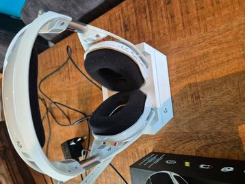 Logitech x Astro headset beschikbaar voor biedingen