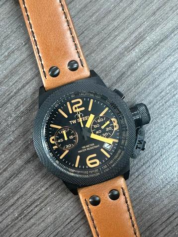 Ongedragen TW Steel CS43 Herenhorloge Chronograaf 45mm Nieuw beschikbaar voor biedingen