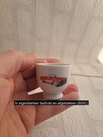 Eierdopje van porselein met Chevrolet Corvette C1 4.5x4.5cm, Ophalen of Verzenden