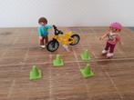 Playmobil 70061 jongen op fiets en meisje op skates, Kinderen en Baby's, Speelgoed | Playmobil, Ophalen of Verzenden, Zo goed als nieuw