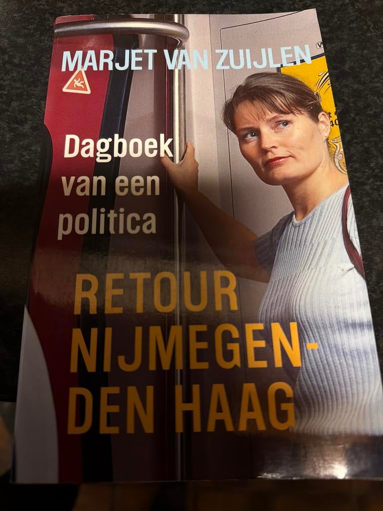 Z7.  M. van Zuijlen - Retour Nijmegen-Den Haag, Ophalen of Verzenden, Zo goed als nieuw, M. van Zuijlen