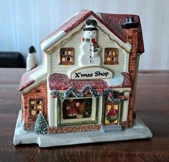 Heel mooi kerstdorp huisje. The X'mas shop., Diversen, Kerst, Zo goed als nieuw, Ophalen of Verzenden