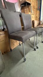 Set van 4 Stoelen met Skatewielen – Super Soepel en Stijlvol, Ophalen, Nieuw, Metaal, Grijs