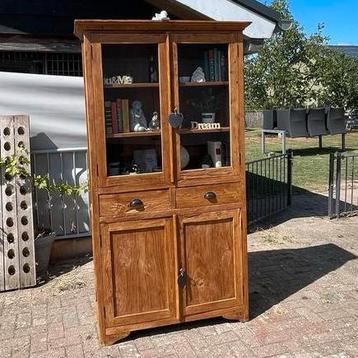 Teak Buffetkast Keukenkast Vitrinekast beschikbaar voor biedingen