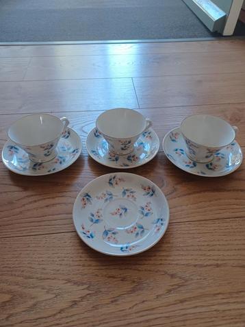 Servies diversen 4 beschikbaar voor biedingen