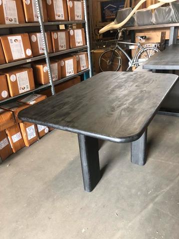 Mango Houten Eettafel 160x100cm, 77cm hoog. Geheel massief! beschikbaar voor biedingen