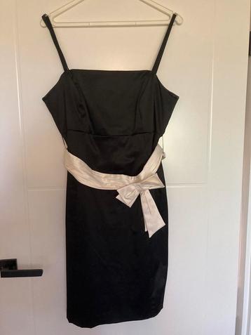 Jurk met strik - strapless optioneel (cocktail / kort gala) beschikbaar voor biedingen