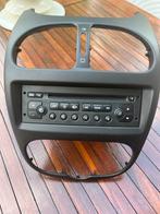 Originele peugeot 206 middenconsole clarion radio/CD, Auto diversen, Autoradio's, Ophalen of Verzenden