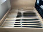 licht eiken Ikea Malm bed. Afleveren mogelijk, Huis en Inrichting, Gebruikt, Bruin, Tweepersoons, Ophalen of Verzenden