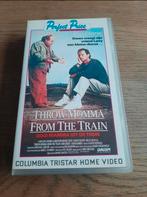 Throw Momma from the Train. Videoband. Danny DeVito, Cd's en Dvd's, VHS | Film, Alle leeftijden, Ophalen of Verzenden, Gebruikt