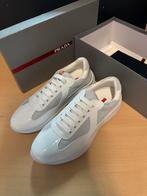 Prada Sneakers - Nieuwstaat, Ophalen of Verzenden, Zo goed als nieuw, Wit, Sneakers of Gympen