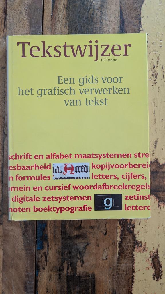Tekstwijzer – Dutch Guide to Text & Typography Design, Boeken, Kunst en Cultuur | Fotografie en Design, Zo goed als nieuw, Overige onderwerpen
