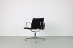 Vitra Eames EA 108 stoelen, chroom, zwart hopsak, Huis en Inrichting, Ophalen, Gebruikt, Zwart, Metaal
