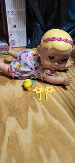 Baby born kruip baby, Ophalen of Verzenden, Zo goed als nieuw, Babypop