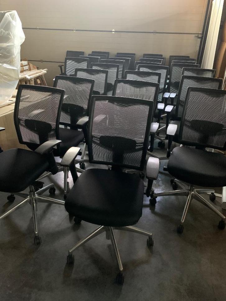 Refurbished bureaustoel - tweedehands gebruikte burostoel, Huis en Inrichting, Bureaustoelen, Gebruikt, Zwart, Ergonomisch, Ophalen of Verzenden