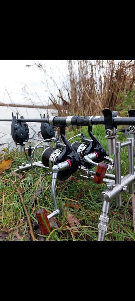 Compact rodpodje handgemaakt Rvs, Watersport en Boten, Hengelsport | Karpervissen, Zo goed als nieuw, Overige typen, Ophalen of Verzenden