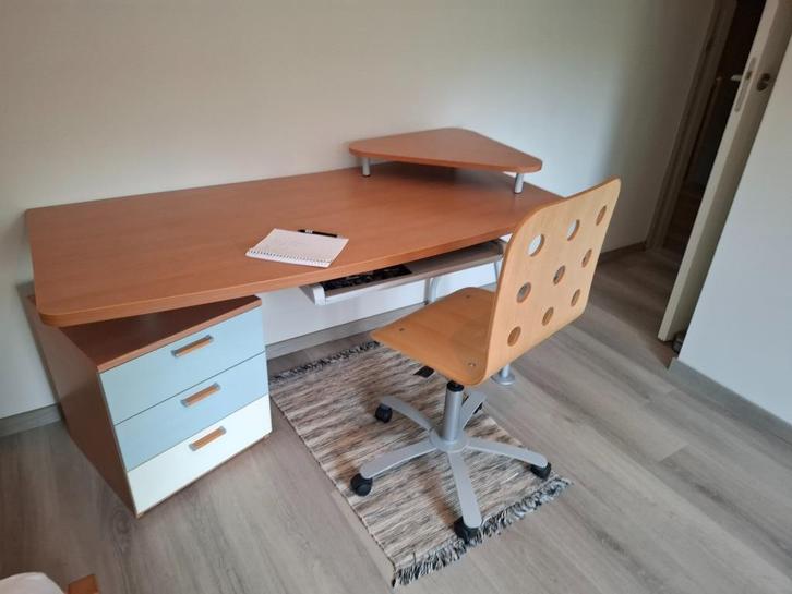 bureau  en bed, Huis en Inrichting, Slaapkamer | Bedden, Gebruikt, Eenpersoons, 100 cm, 210 cm, Hout, Verstelbaar, Ophalen
