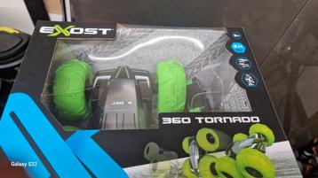 Exost 360 Tornado Stuntauto beschikbaar voor biedingen