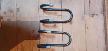 2 Fiets Haken beschikbaar voor biedingen