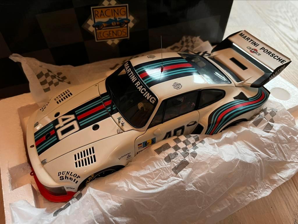 ≥ Porsche 935 Turbo 1976 Martini Racing #40 Le Mans Exoto 1