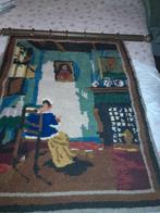 Geknoopte hang  wandkleed met koperen buis, Antiek en Kunst, Antiek | Kleden en Textiel, Ophalen