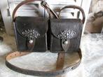 Oude Munitie ? Tas met Zilver Kleurige Ornamenten, Antiek en Kunst, Verzenden