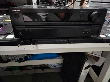Onkyo tuner versterker model TX-SR333 beschikbaar voor biedingen