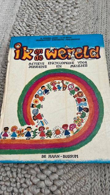Ik en de wereld actieve encyclopedie voor jongens en meisjes beschikbaar voor biedingen
