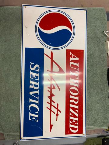 Studebaker Avanti reclamebord beschikbaar voor biedingen