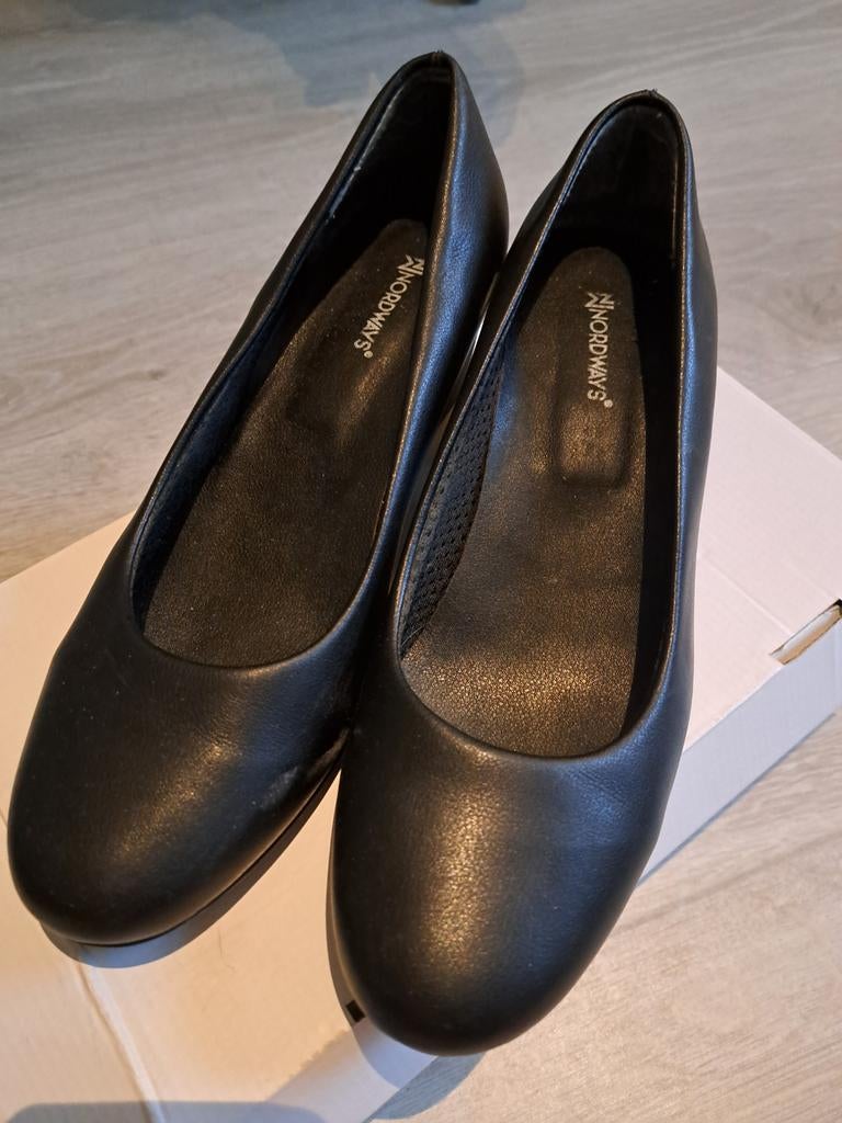 Nordways pumps Sandy, Kleding | Dames, Schoenen, Zwart, Ophalen of Verzenden, Zo goed als nieuw, Nordways