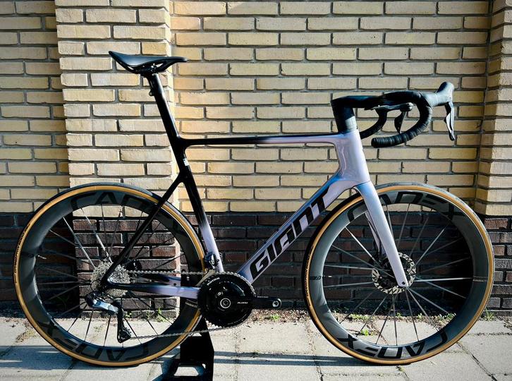2025 Giant Propel Advanced SL 0 L Ultegra 12s Disc Rotor PWM, Fietsen en Brommers, Fietsen | Racefietsen, Zo goed als nieuw, Heren