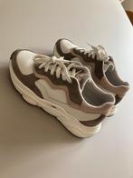 HUB sneakers toffe schoenen rock maat 36 laag wit grijs roze, Ophalen of Verzenden, Zo goed als nieuw, Wit, Sneakers of Gympen