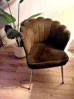 eetkamerstoelen 4x schelp vorm velvet stof, Ophalen, Gebruikt, Bruin, Vier