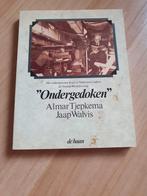 Ondergedoken., Ophalen of Verzenden, Zo goed als nieuw