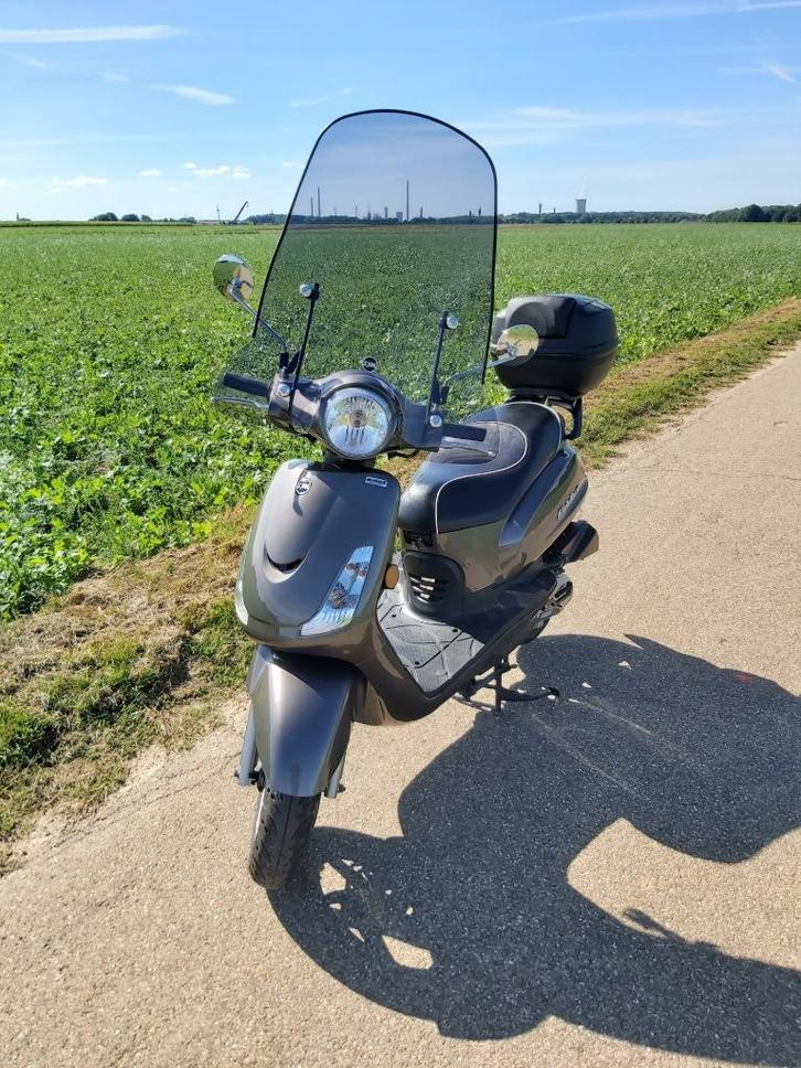 Sym Fidle 2 scooter tekoop, Fietsen en Brommers, Scooters | SYM, Zo goed als nieuw, Fiddle, Maximaal 25 km/u, Benzine, Ophalen