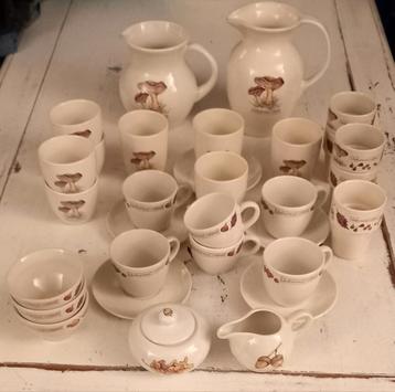 Jet ter Steege HERFST Servies  beschikbaar voor biedingen