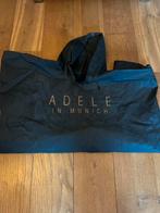 Poncho Adele Munich, Ophalen of Verzenden, Zo goed als nieuw