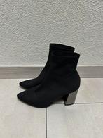 Stradivarius hakken mt 38, Ophalen, Zwart, Overige typen, Zo goed als nieuw