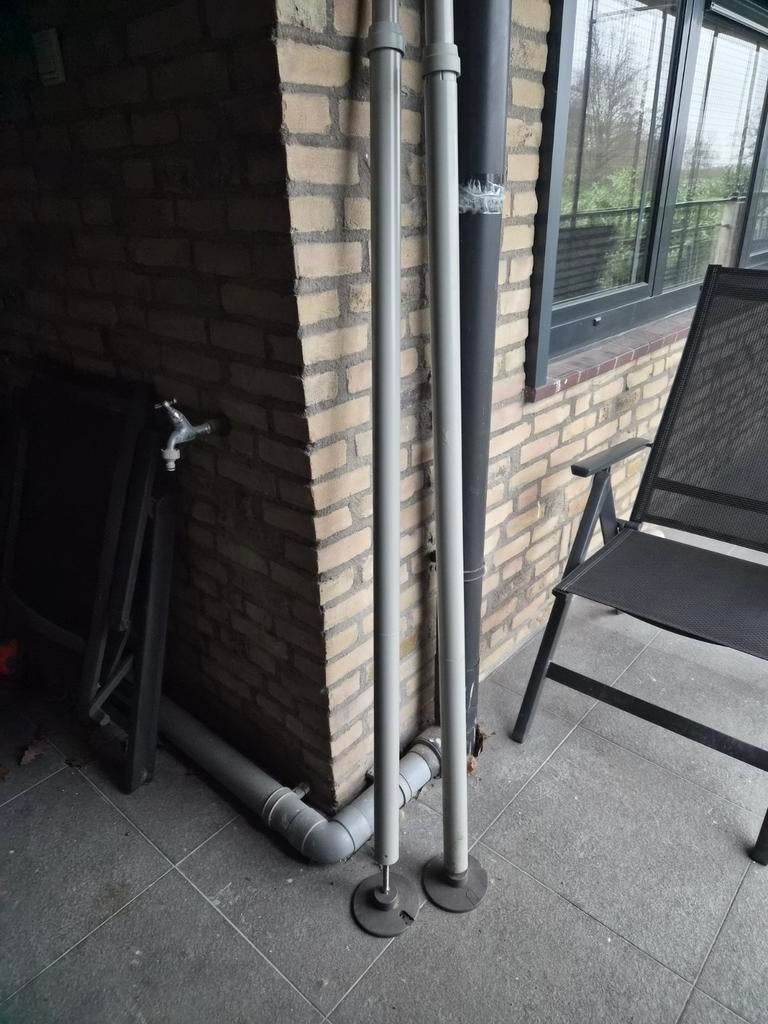 2 Omlet outdoor freestyle krabpalen 1,70-2,15, Ophalen, Gebruikt
